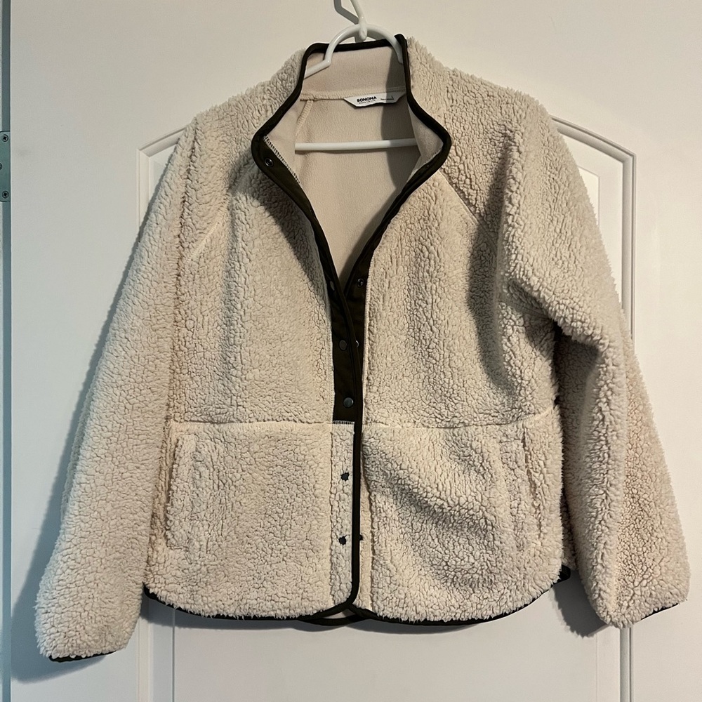 Sonoma Cream Sherpa Jacket with Green Trim